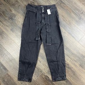 *BNWT* Forever 21 Black Jeans Pants Denim ((size 31)) NEW